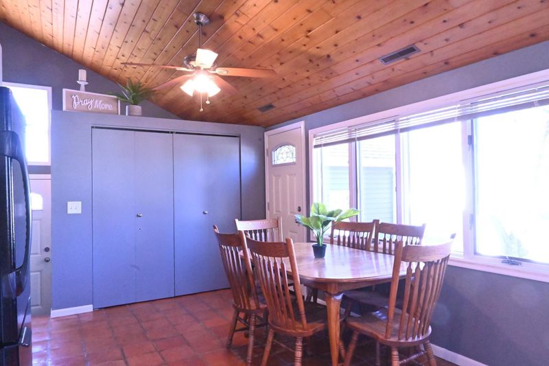 303 2nd Ave NE, Byron, MN 55920