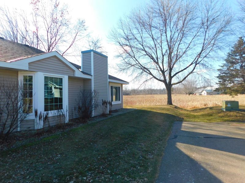 1944 Granite Ave N, Oakdale, MN 55128