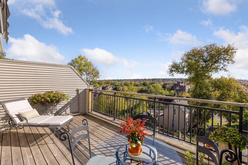 366 Ramsey St, Saint Paul, MN 55102