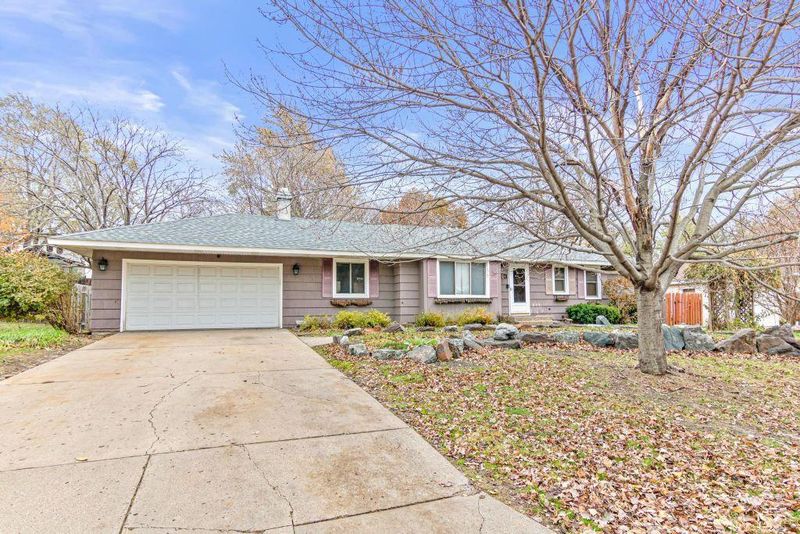 8009 Sheridan Ave S, Bloomington, MN 55431
