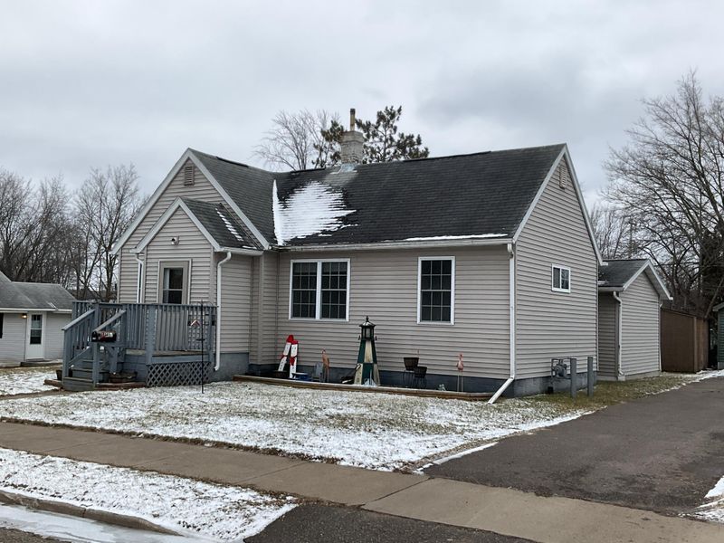 215 3rd St NE, Aitkin, MN 56431