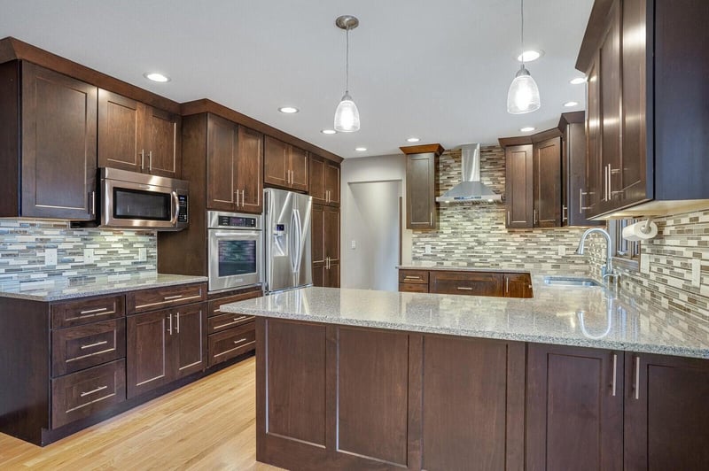 1439 Crescent Hills Dr, La Crescent, MN 55947