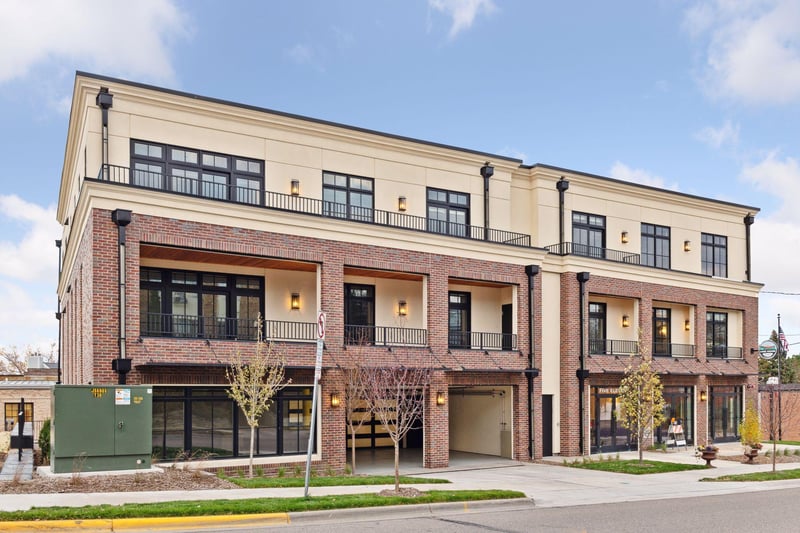 511 2nd St #1, Excelsior, MN 55331