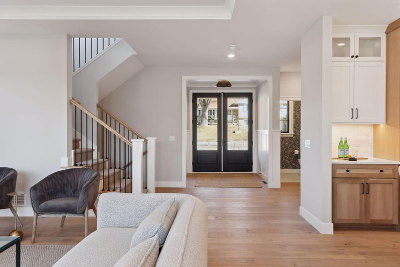 6116 Ewing Ave S, Edina, MN 55410