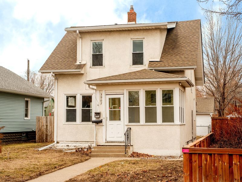 3907 Colfax Ave N, Minneapolis, MN 55412