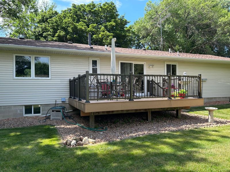 815 Swanson Ave SE, Cokato, MN 55321