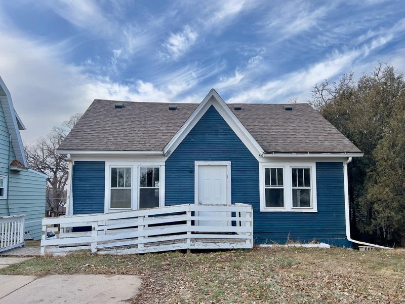 1380 Albion Ave, Fairmont, MN 56031