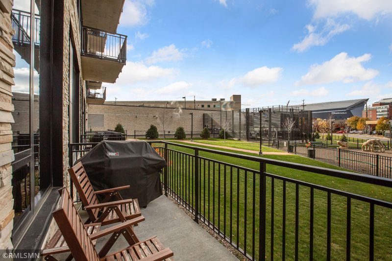 1240 S 2nd St #103, Minneapolis, MN 55415