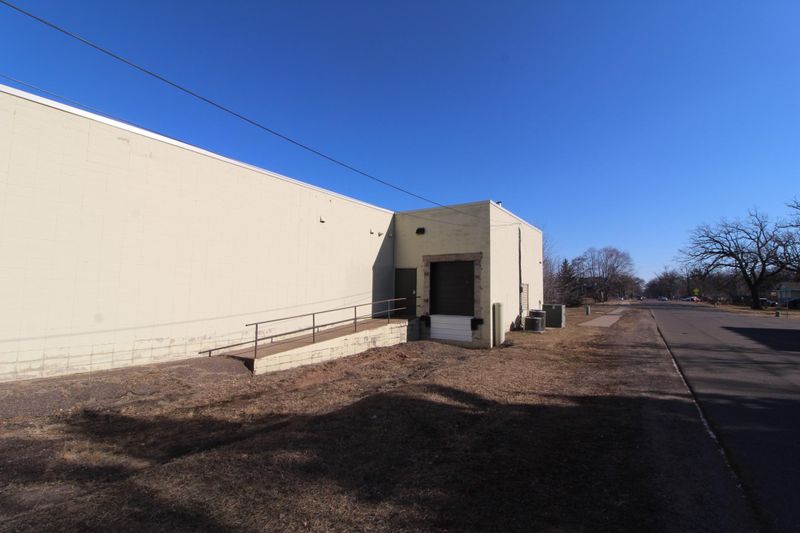 6241 Main St, North Branch, MN 55056