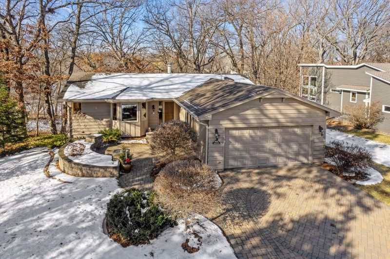 3005 Quaker Ln N, Plymouth, MN 55441