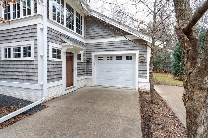201 Elm St, Northfield, MN 55057