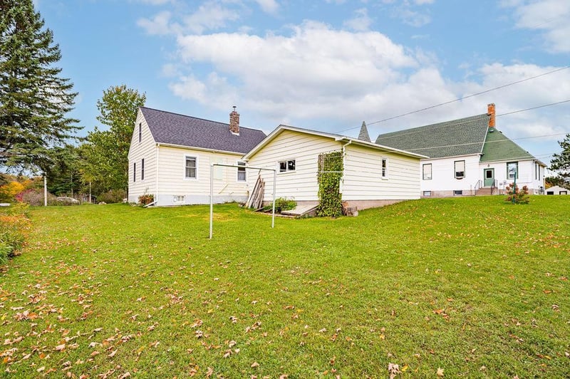 11570 E Broadway, Lake Nebagamon, WI 54849