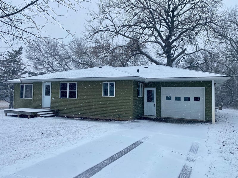 89233 County Road 12, Sacred Heart, MN 56285