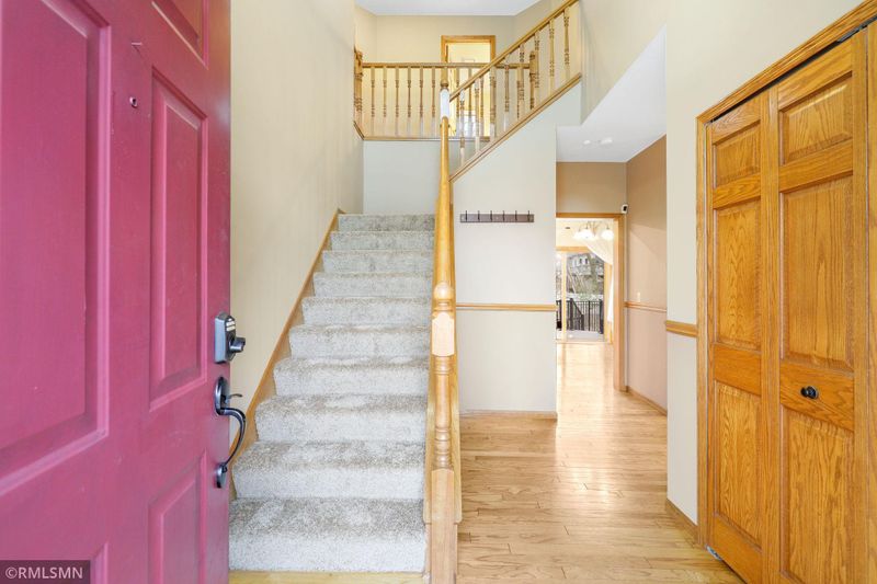 16824 Jackpine Trl, Lakeville, MN 55044