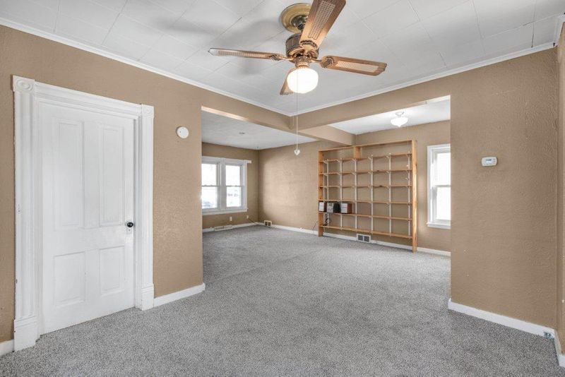 1410 7th St E, Saint Paul, MN 55106