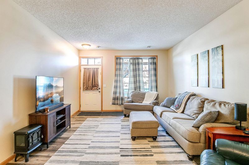 759 Willow Glen Dr #903, Buffalo, MN 55313