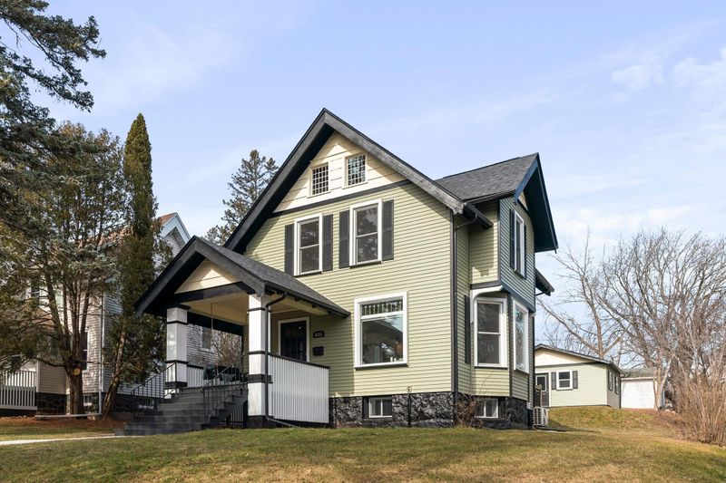 4721 Robinson St, Duluth, MN 55804