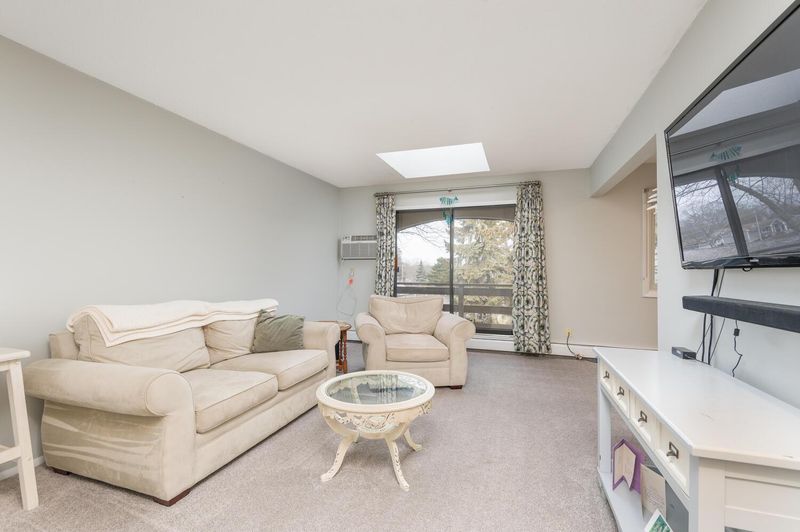 4379 Wilshire Blvd #302, Mound, MN 55364