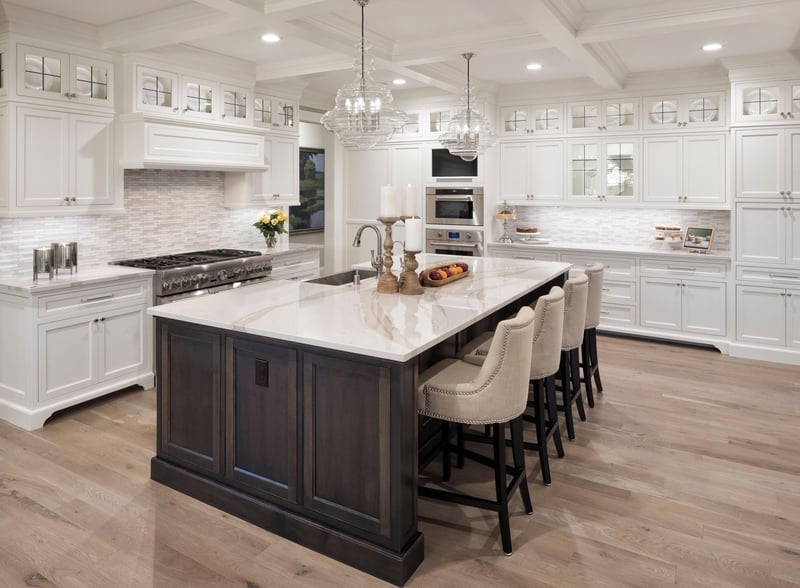 4211 Victoria St, Minnetonka, MN 55345