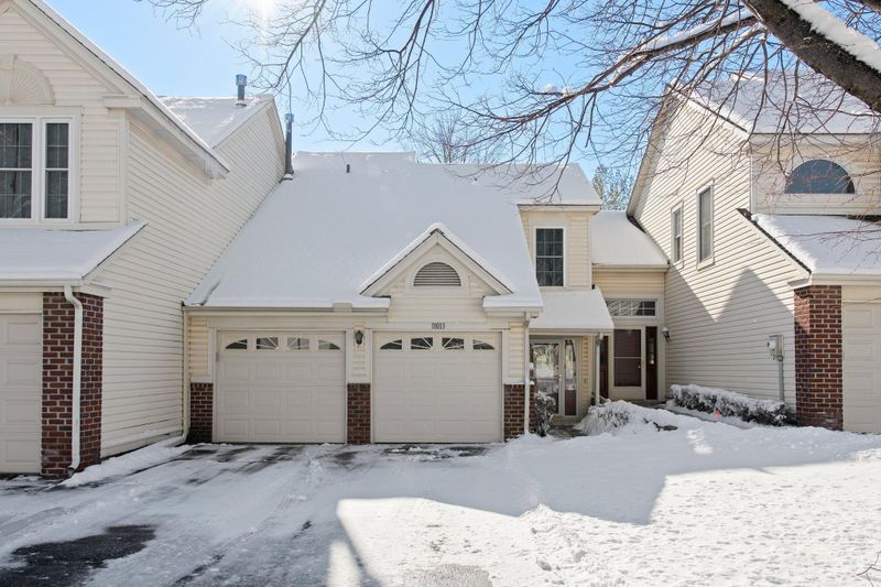 11013 Oregon Curve, Bloomington, MN 55438