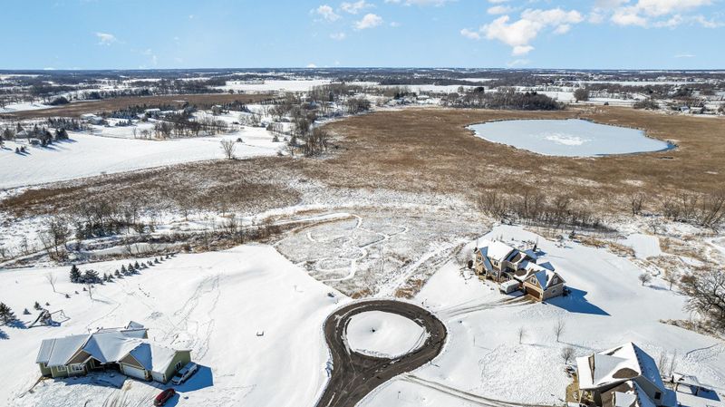1305 Malecha Ct, New Prague, MN 56071