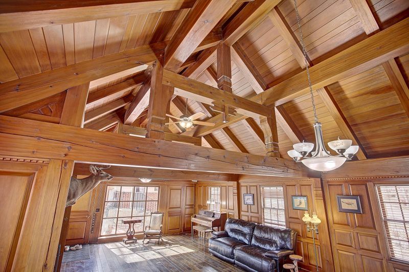 1527 W 4th St, Red Wing, MN 55066
