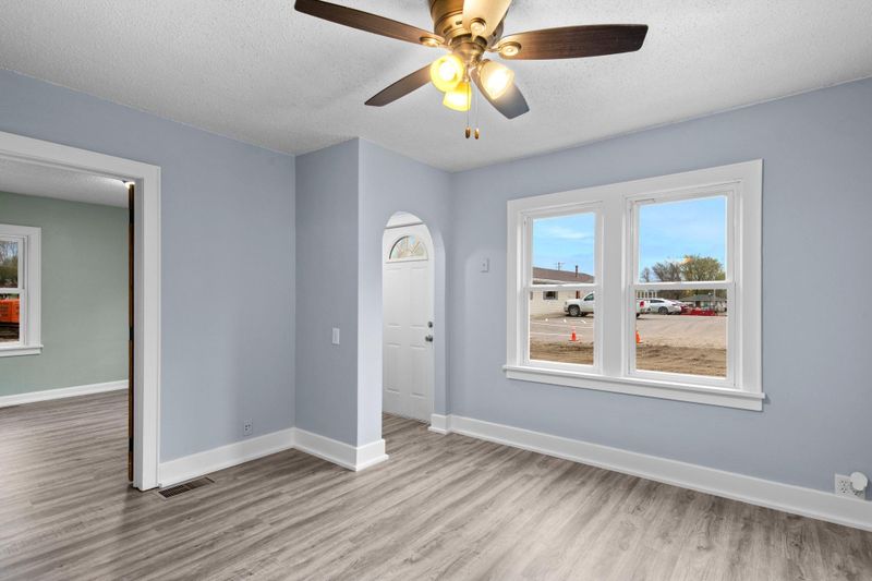 430 St Joseph St, Elko New Market, MN 55054