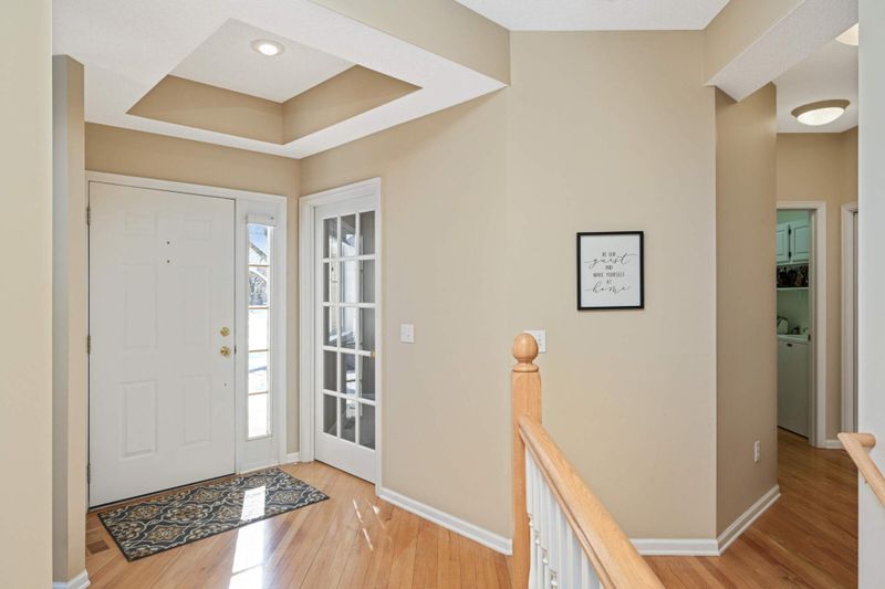 18382 Cattail Ct, Eden Prairie, MN 55346