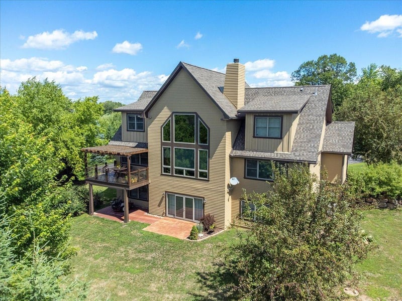 7475 Farmhill Dr, Minnetrista, MN 55364