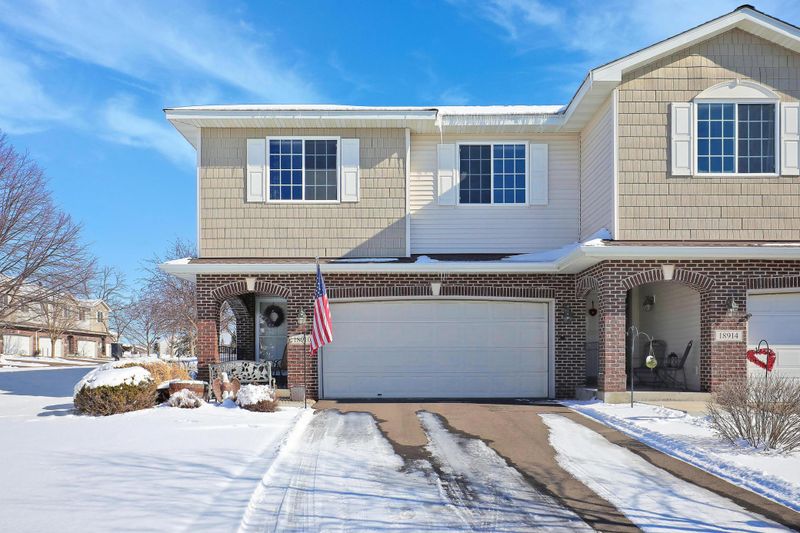 18910 Inlet Rd, Lakeville, MN 55044
