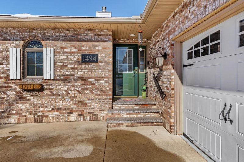 1494 E Rose St, Owatonna, MN 55060