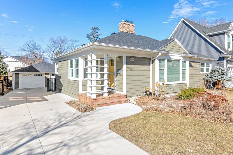 5728 Drew Ave S, Edina, MN 55410