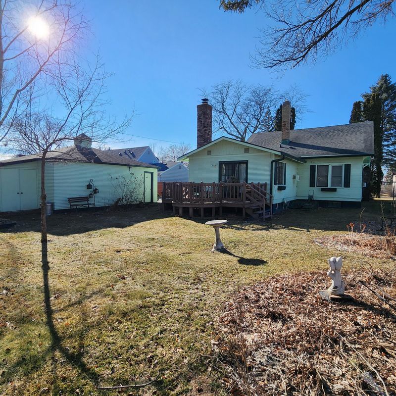 308 3rd St NE, Little Falls, MN 56345