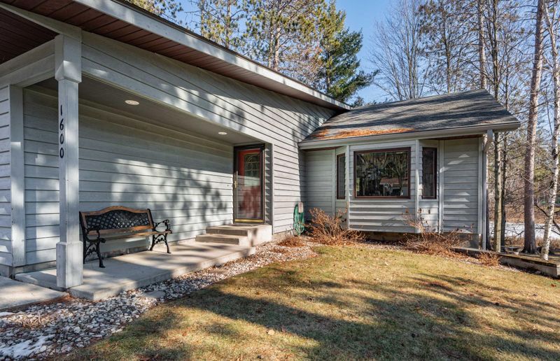 1600 Fraser Dr, Grand Rapids, MN 55744