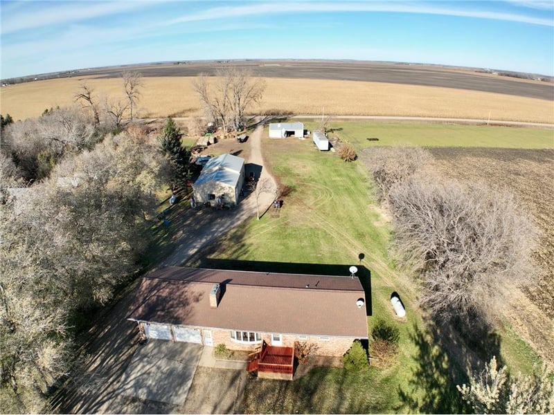 830 Highway 12 SE, De Graff, MN 56271