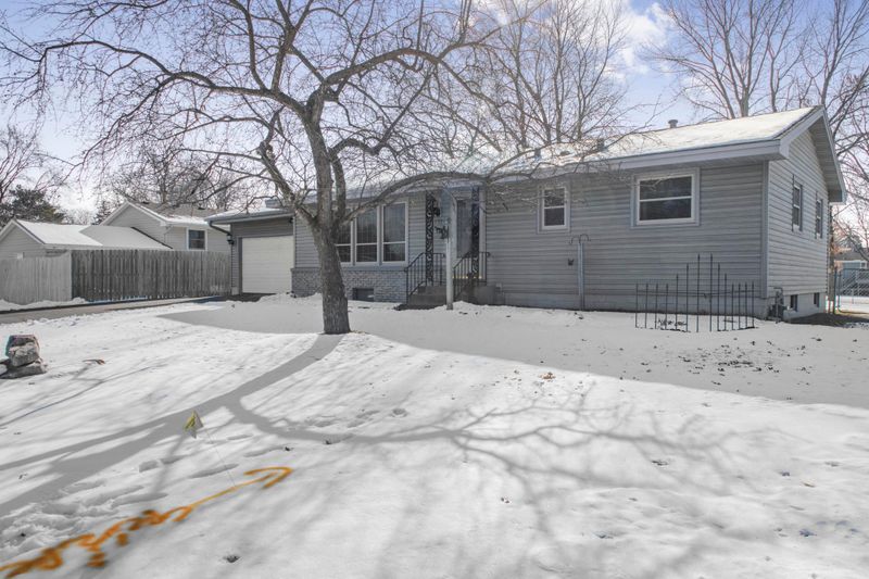 3527 Aldrich Ave, Anoka, MN 55303