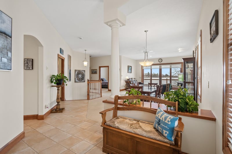151 Dutch Lake Trl, Howard Lake, MN 55349