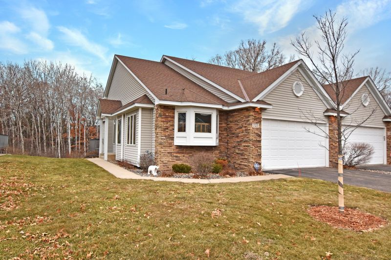 727 Crescent Curve, White Bear Lake, MN 55127