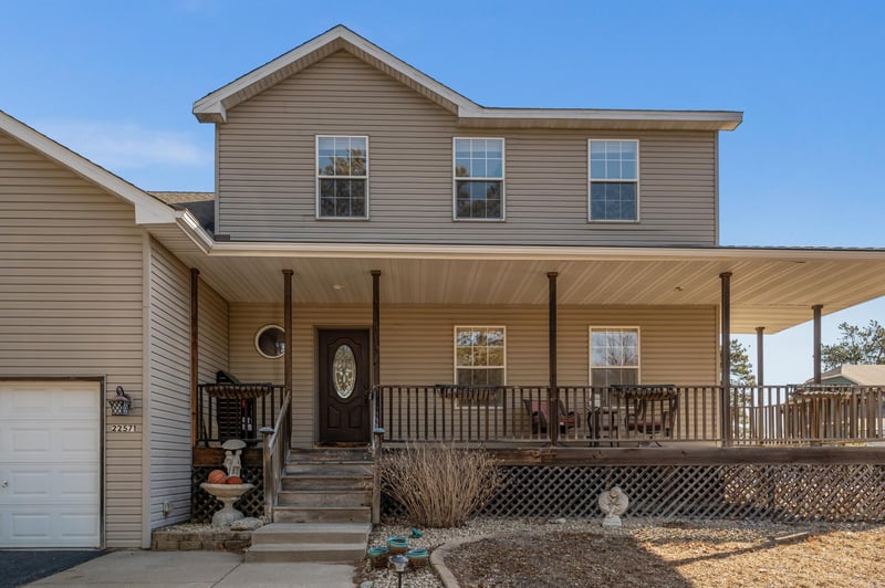 22571 Typo Creek Dr NE, Linwood Twp, MN 55079