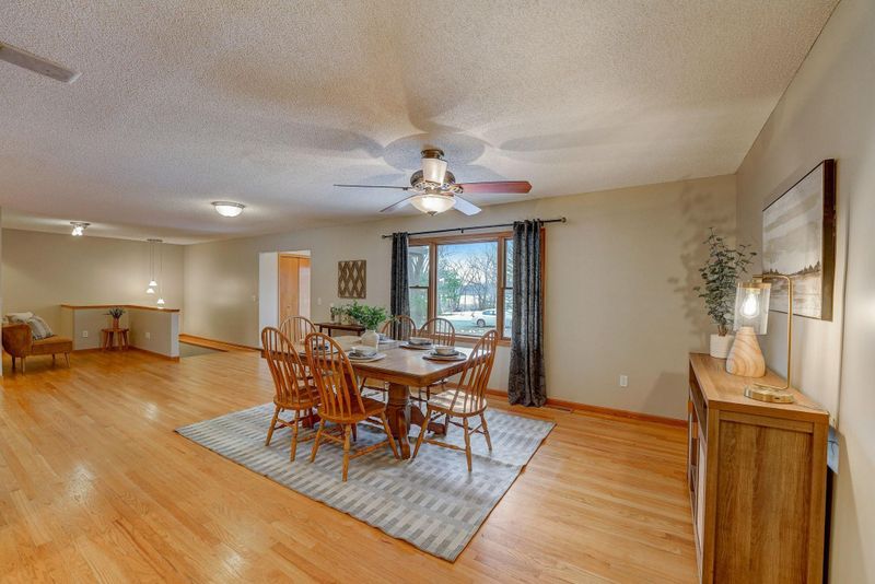 25231 Itasca Ave, Forest Lake, MN 55025