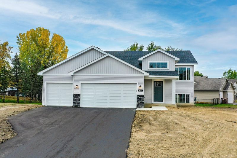 427 66th St SW, Waverly, MN 55390