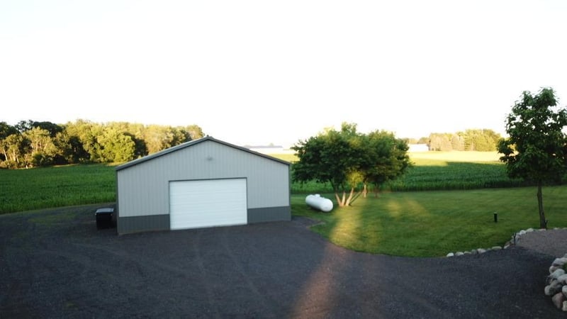 30359 Fox St NW, Cambridge, MN 55008