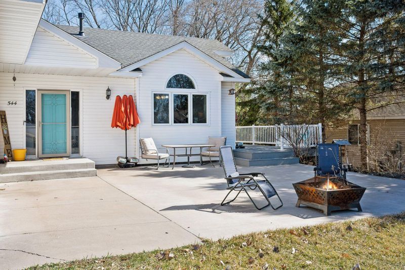 544 Nelson Ln, Center City, MN 55012