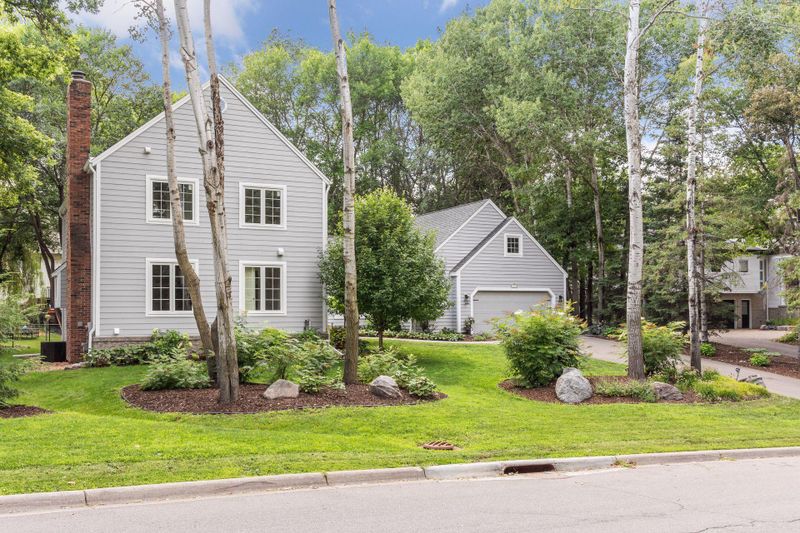 14711 Stone Rd, Wayzata, MN 55391