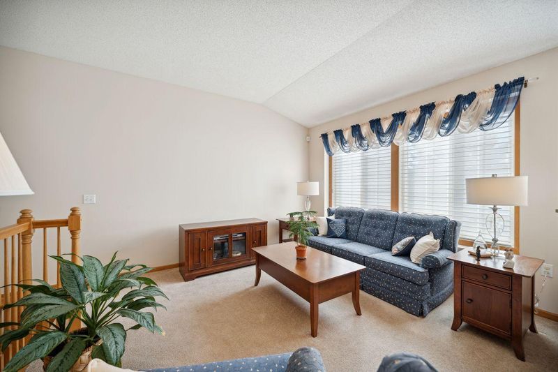 15651 Flackwood Way, Apple Valley, MN 55124