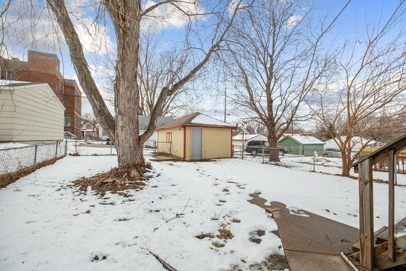 3847 Dupont Ave N, Minneapolis, MN 55412