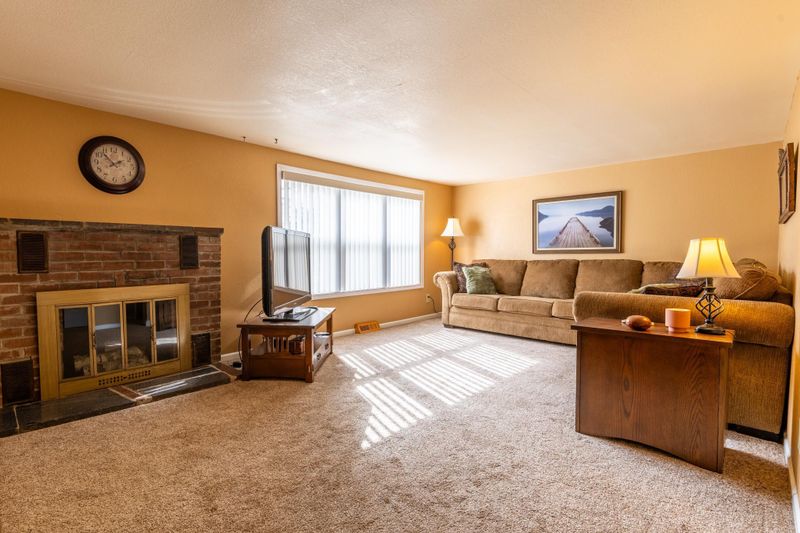 13279 44th St NE, Spicer, MN 56288