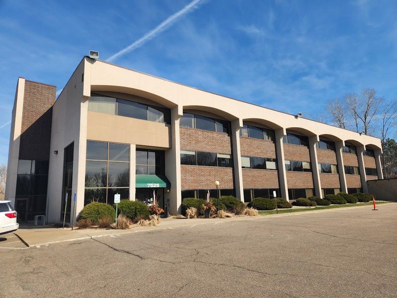 7525 Mitchell Rd #305, Eden Prairie, MN 55344