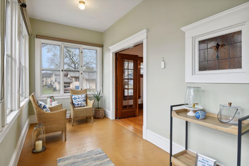 1101 24th Ave NE, Minneapolis, MN 55418