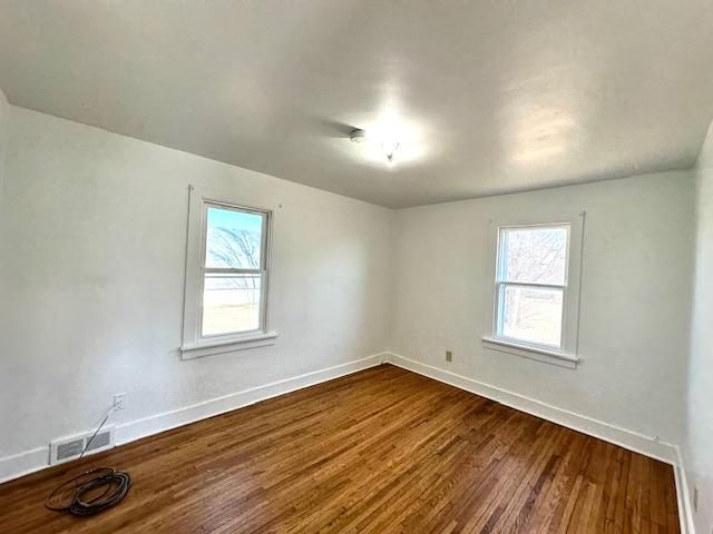 514 N Pine St, Caledonia, MN 55921